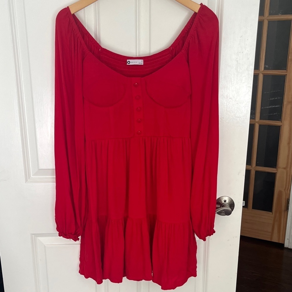SO Red Tiered Mini Long Sleeve Dress sz medium